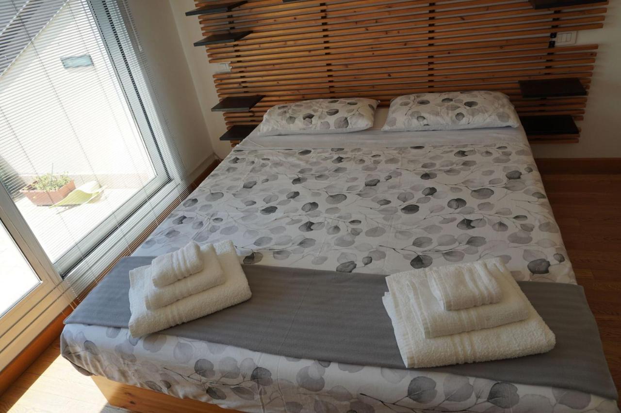 Sunlight Apartment Bergamo Esterno foto
